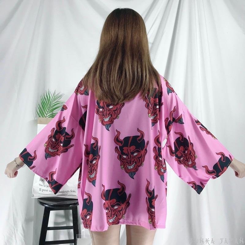 Japanese-kimono-cardigan-demon-pink-color-back-view